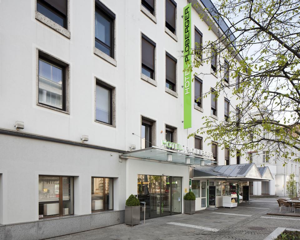 Hotel Ploberger Wels Esterno foto