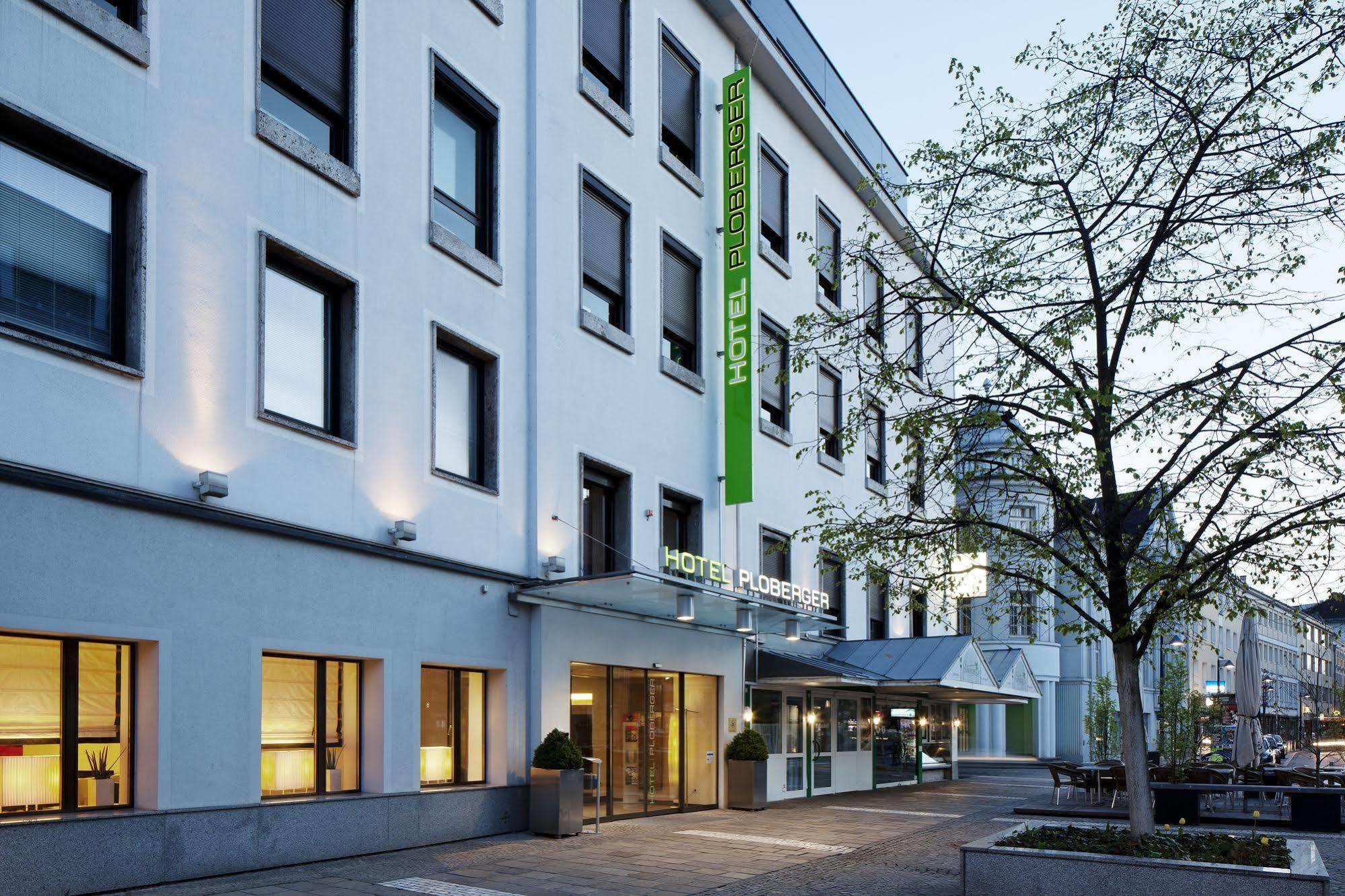 Hotel Ploberger Wels Esterno foto
