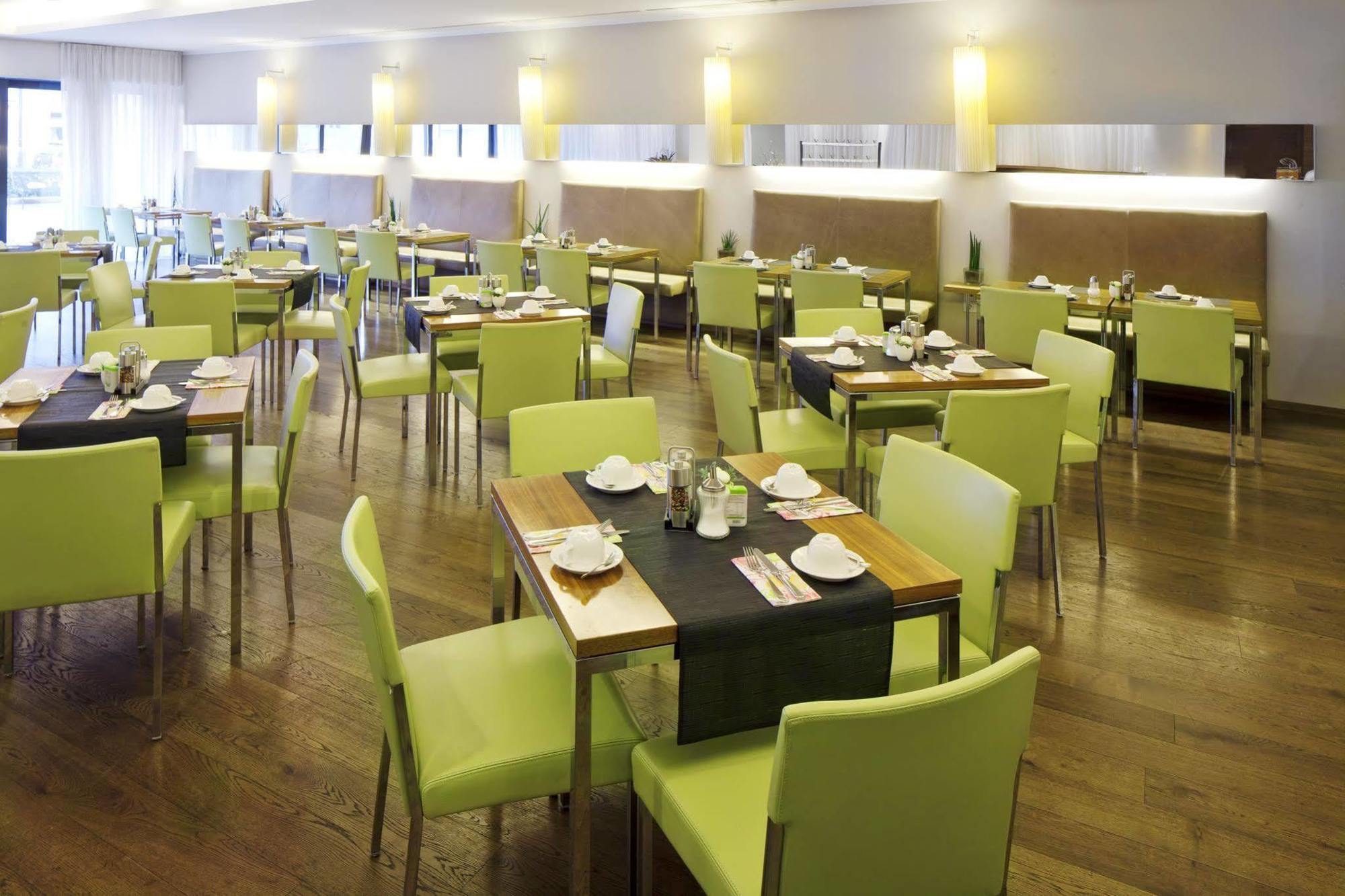 Hotel Ploberger Wels Esterno foto