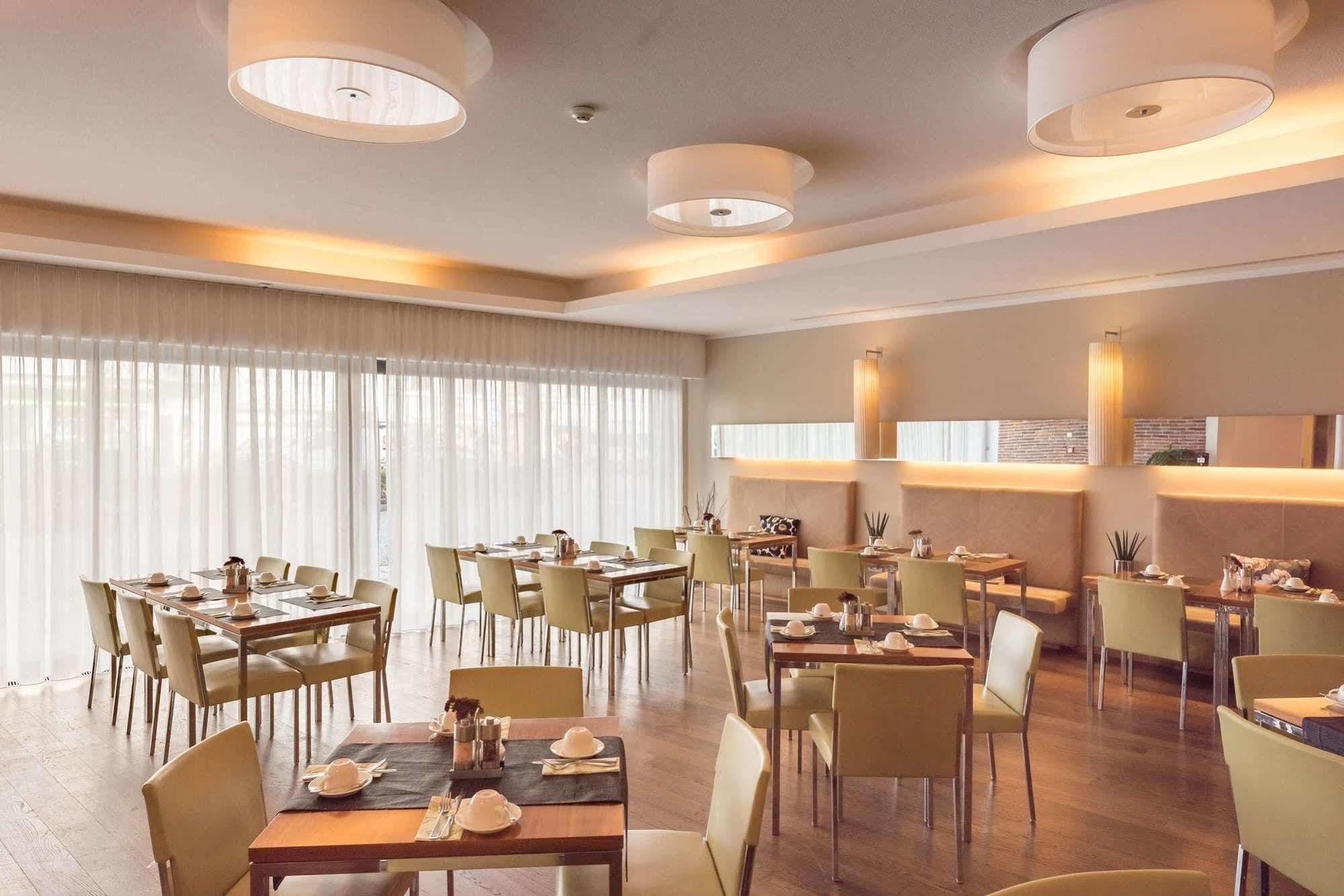 Hotel Ploberger Wels Esterno foto